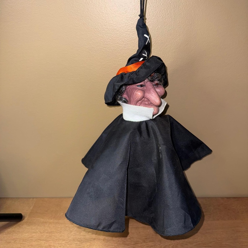 Vintage Halloween Hanging Witch Animated Red Eyes Sound Prop Decoration Black 8"